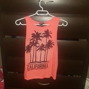 Sleeveless tank